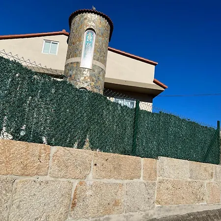 Casa Compartida בית הארחה